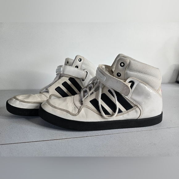 Adidas Originals AR 2.0 2011 G48013 - Picture 3 of 11